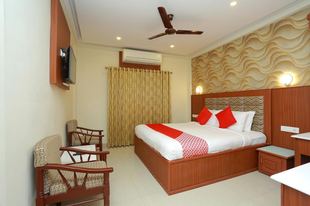 Capital O Kovilakam Residency Thrissur Buitenkant foto