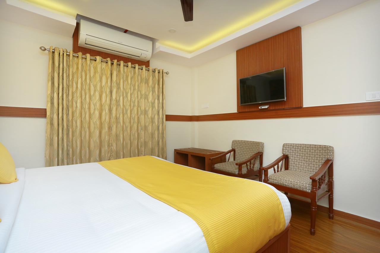Capital O Kovilakam Residency Thrissur Buitenkant foto